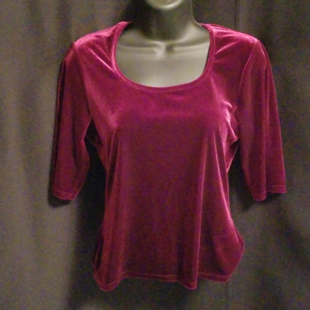 Burgundy Velvet 3/4 Sleeve Shirt